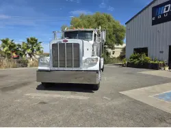 2013 PETERBILT 388