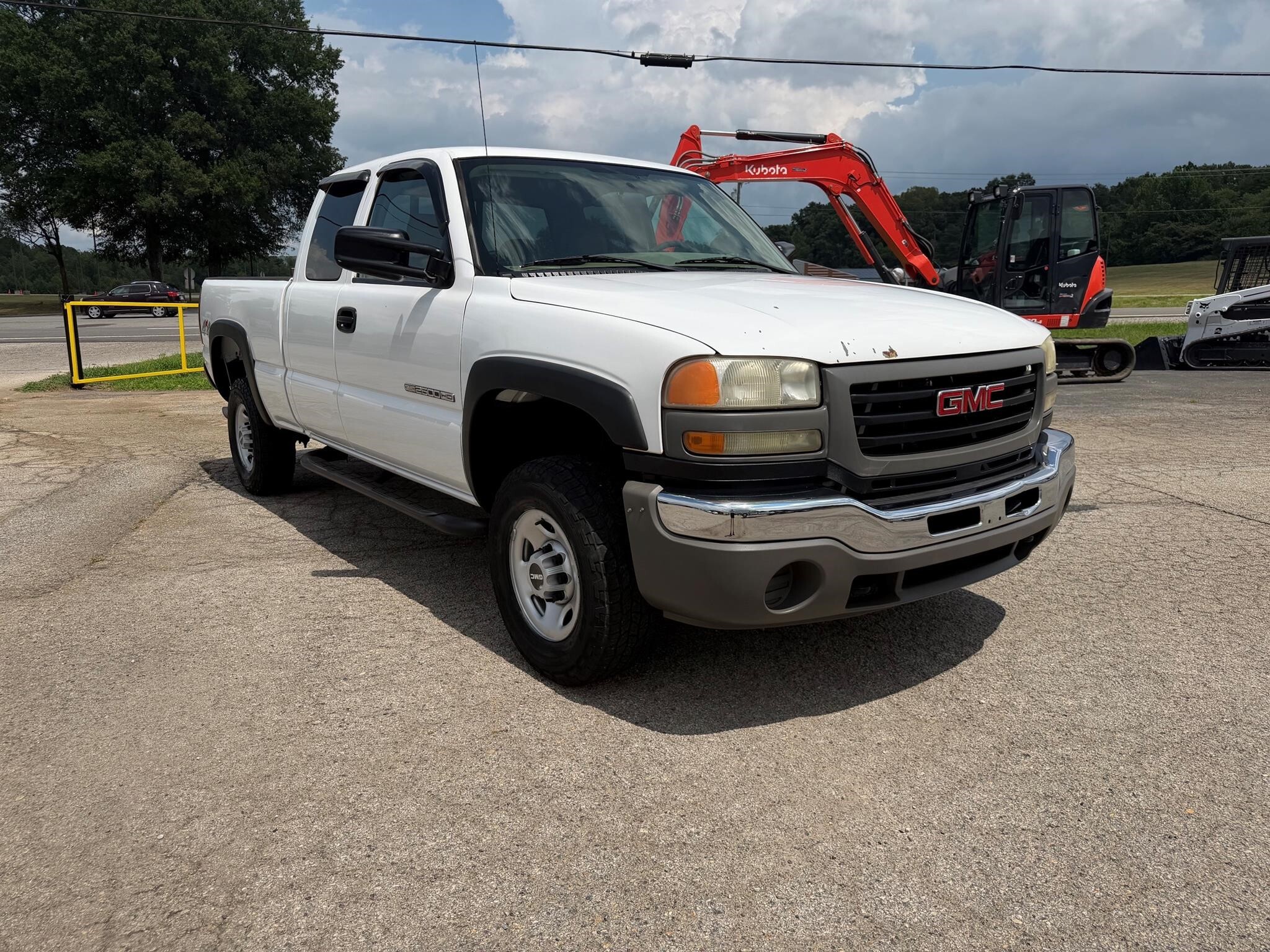 2006 GMC SIERRA in Chatham, VA