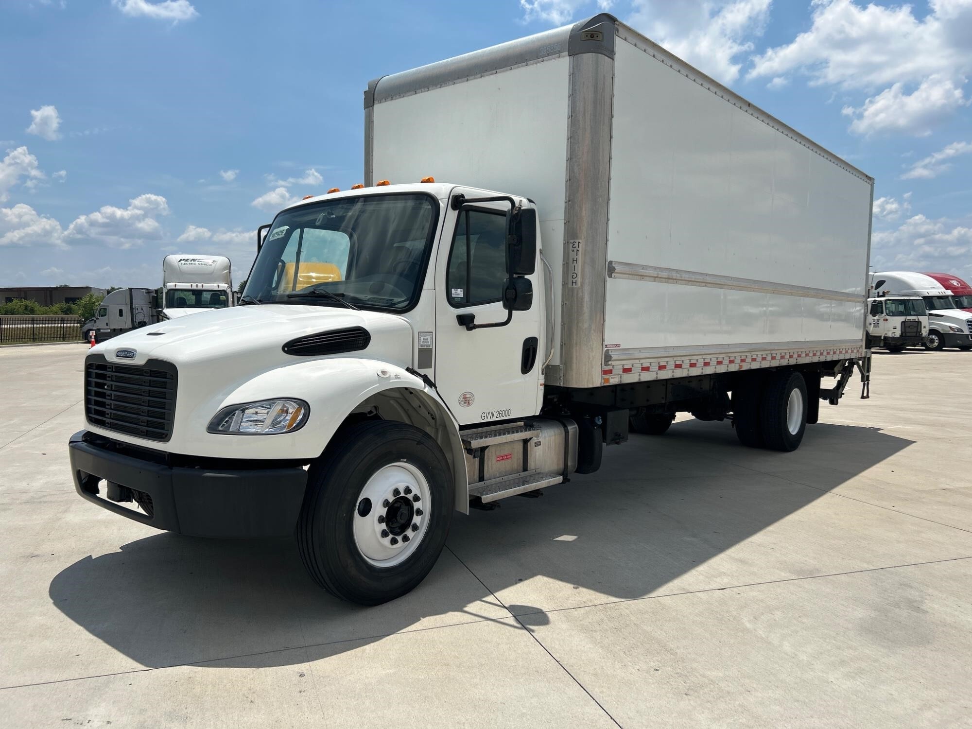 2022 FREIGHTLINER BUSINESS CLASS M2 106 in Indianapolis, IN