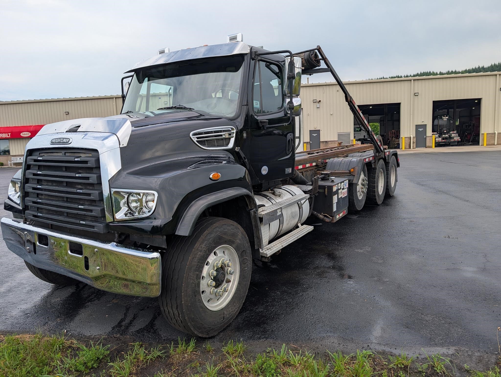 2019 FREIGHTLINER 114 SD in Clearfield, PA