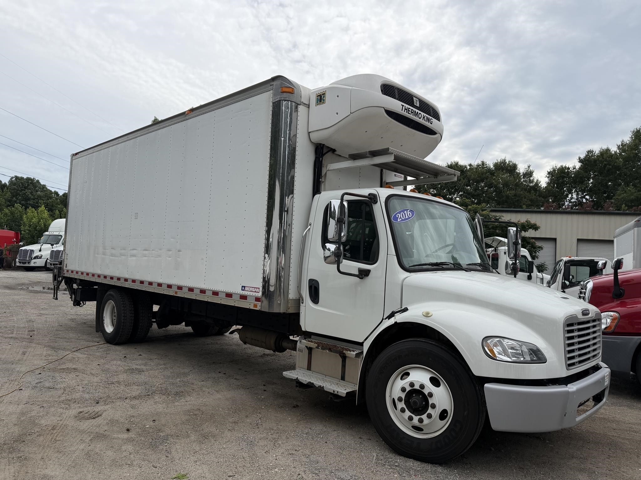 2016 FREIGHTLINER BUSINESS CLASS M2 106 in Atlanta, GA