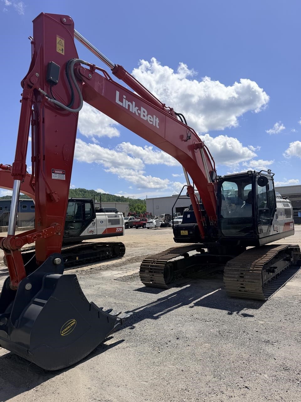 2025 LINK-BELT 220 X4S in Lynchburg, VA