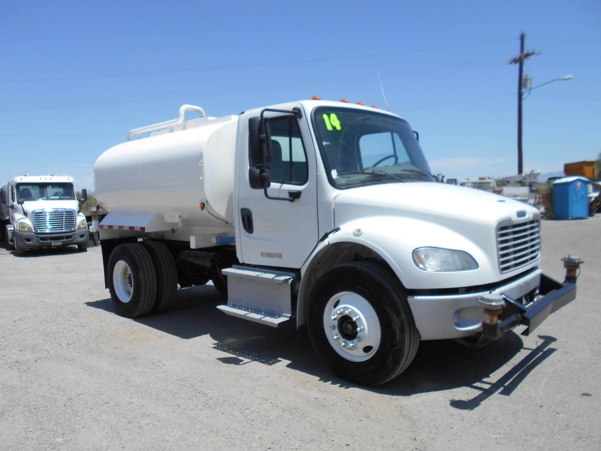2014 FREIGHTLINER BUSINESS CLASS M2 106 in Tucson, AZ