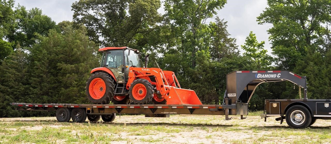 2021 DIAMOND C FMAX207 in Holland, MI