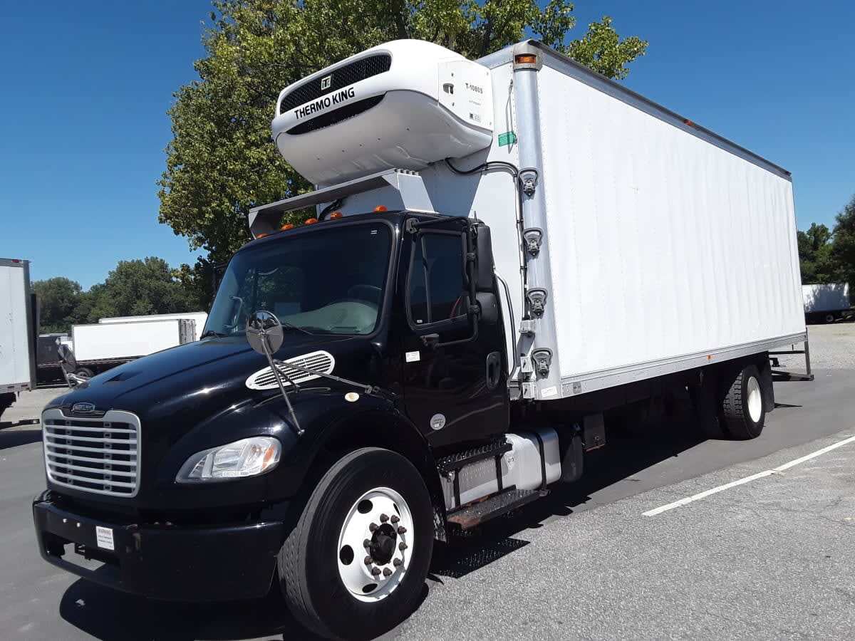 2018 FREIGHTLINER BUSINESS CLASS M2 106 in Charlotte, NC