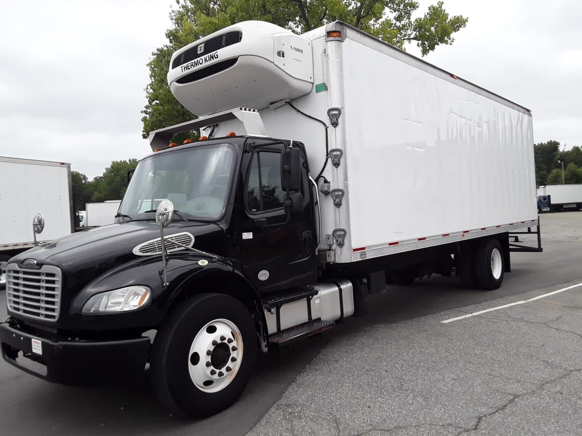 2018 FREIGHTLINER BUSINESS CLASS M2 106 in Charlotte, NC