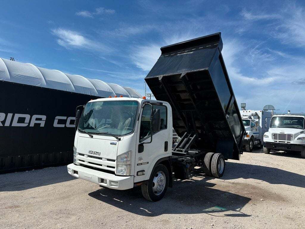 2015 Isuzu NRR Dump Truck in Boca Raton, FL