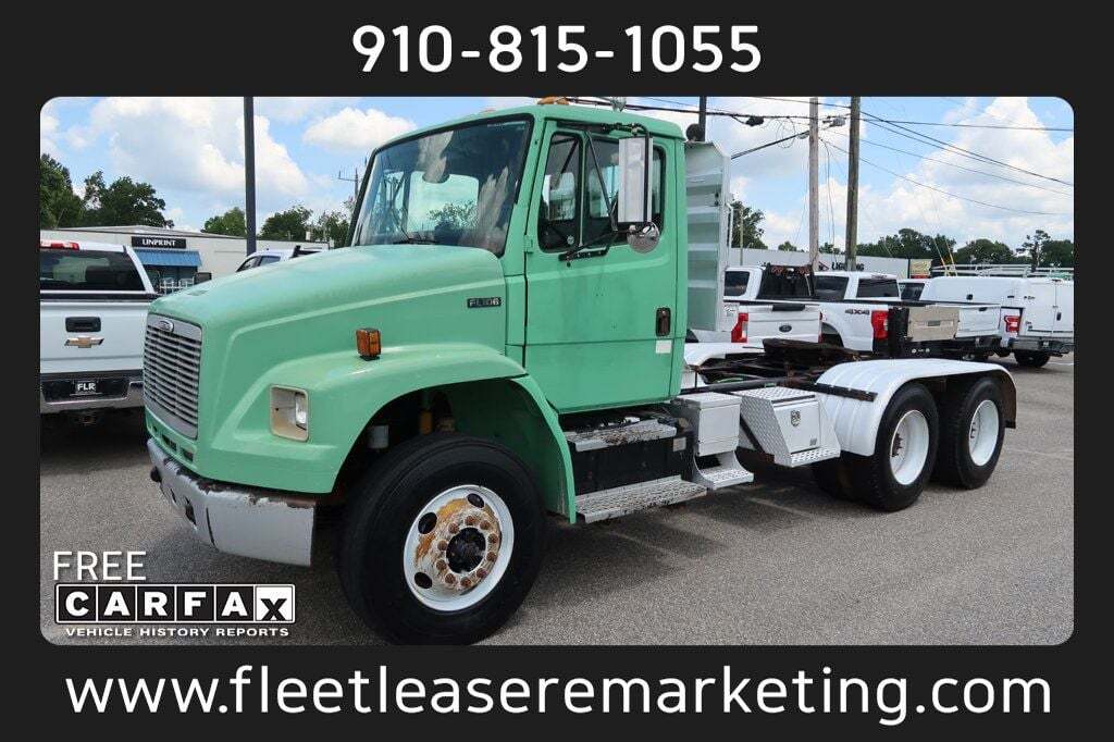 2002 Freightliner FL106 in Wilmington, NC