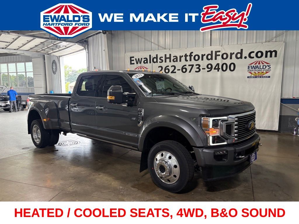 2022 FORD F450 in Hartford, WI