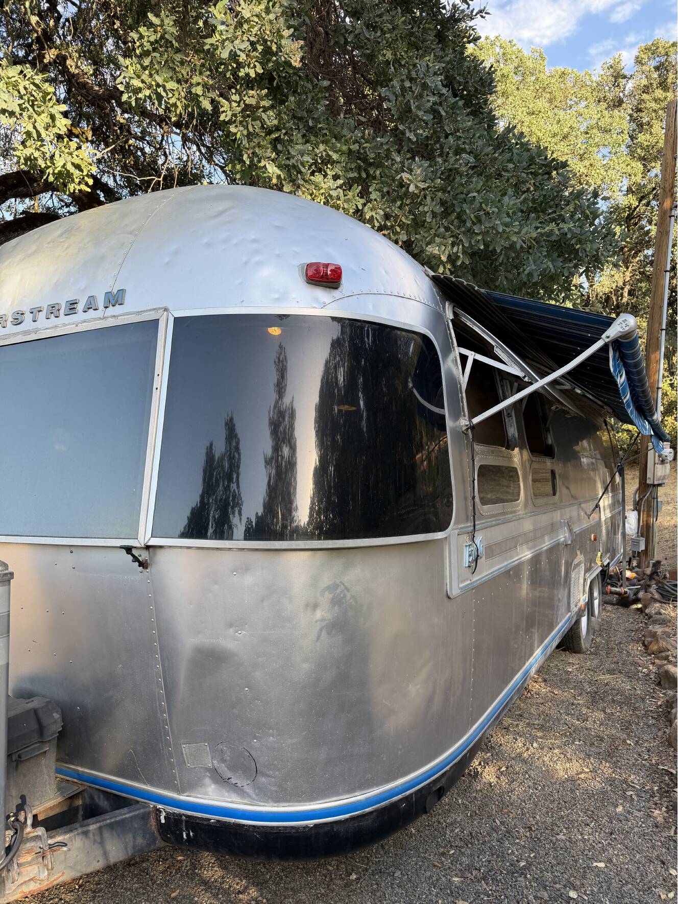 A photo of this 1983 Airstream EXCELLA 1000 30