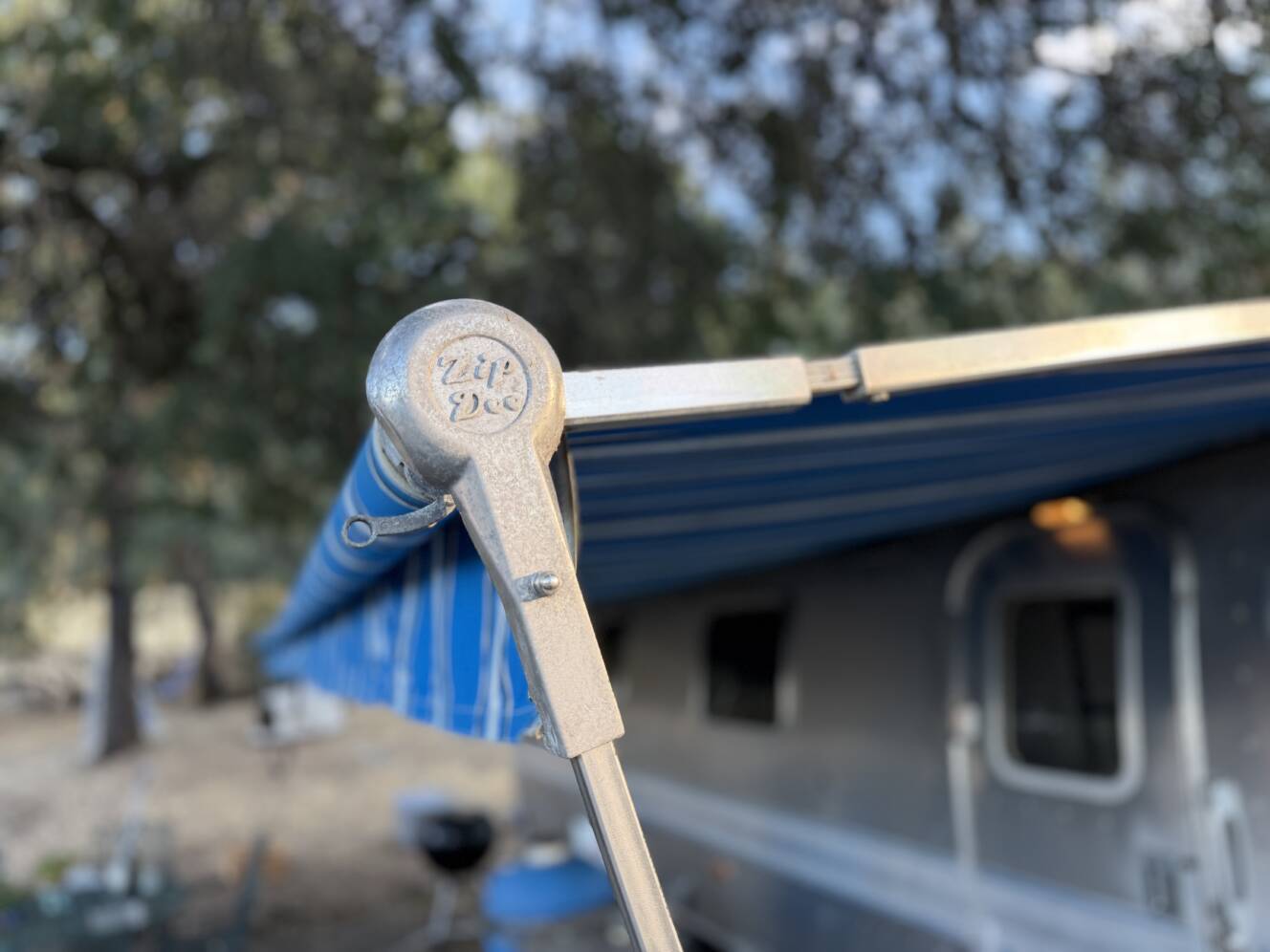 A photo of this 1983 Airstream EXCELLA 1000 30