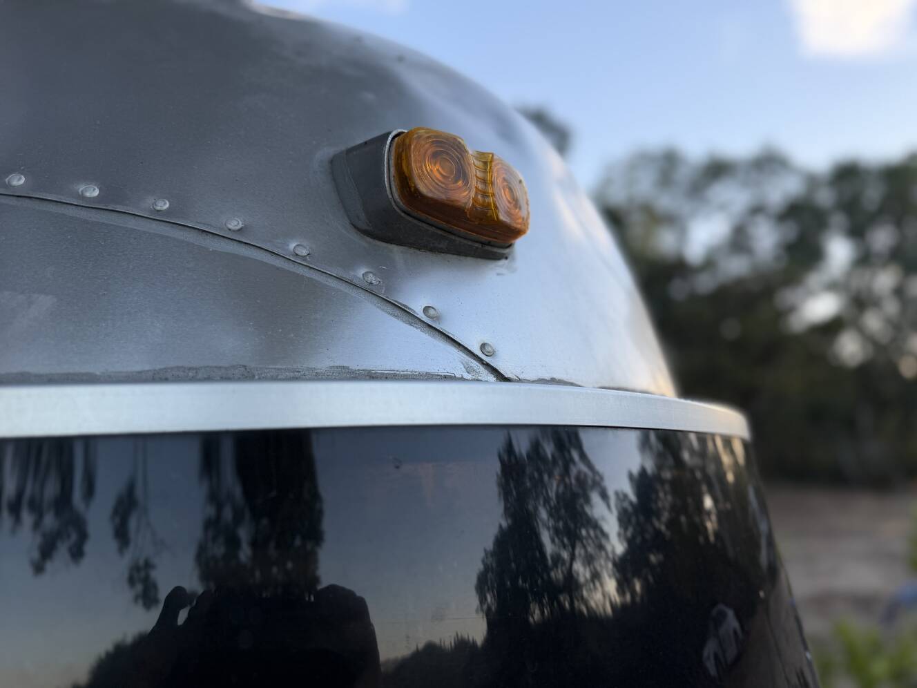 A photo of this 1983 Airstream EXCELLA 1000 30
