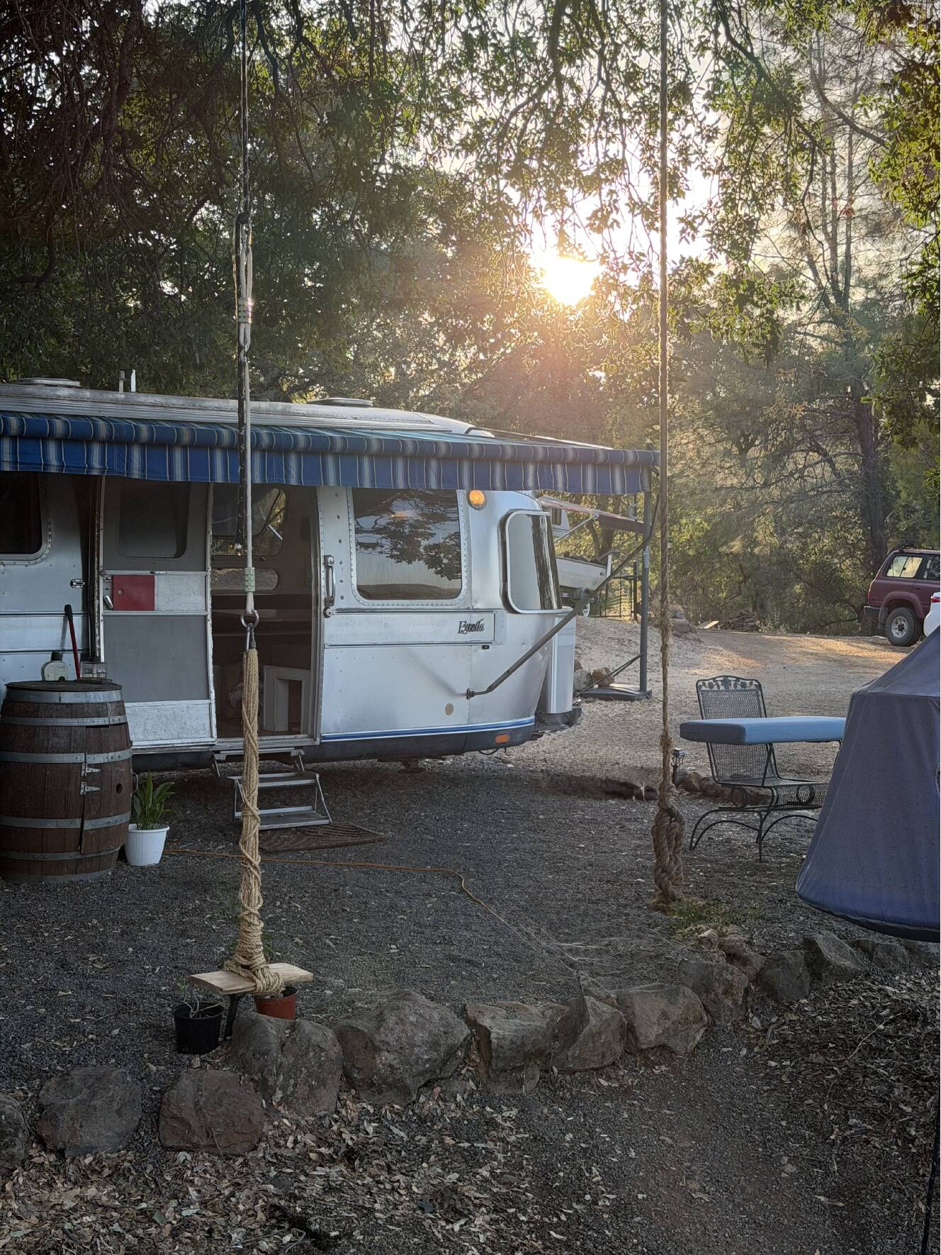 A photo of this 1983 Airstream EXCELLA 1000 30