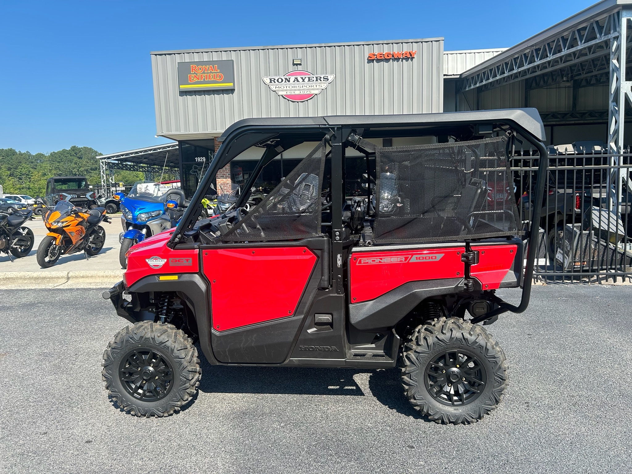 2026 Honda Pioneer 1000-5 Deluxe in greenville NC