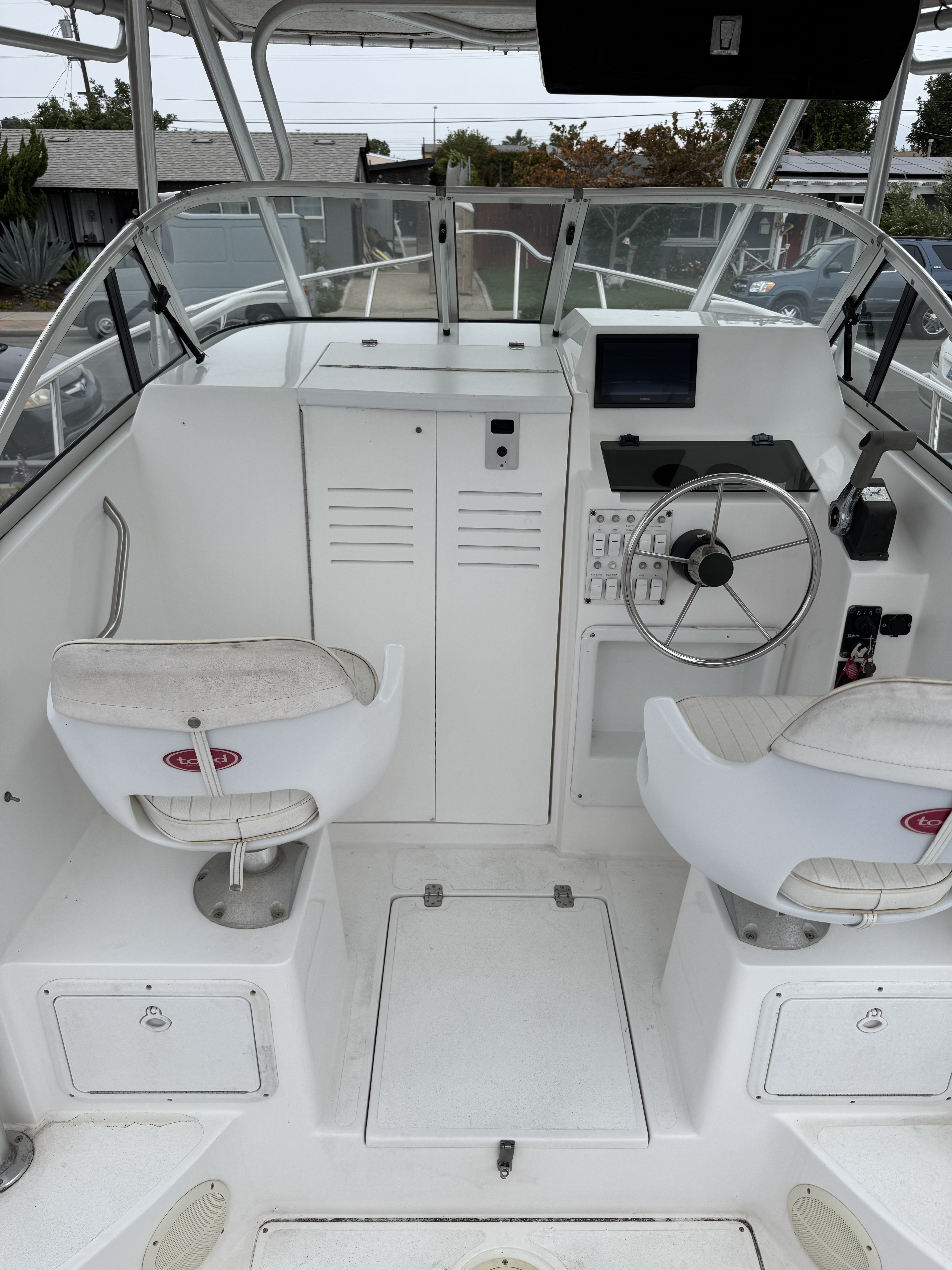 1999 Cobia 220 WALK AROUND -23 in san diego CA