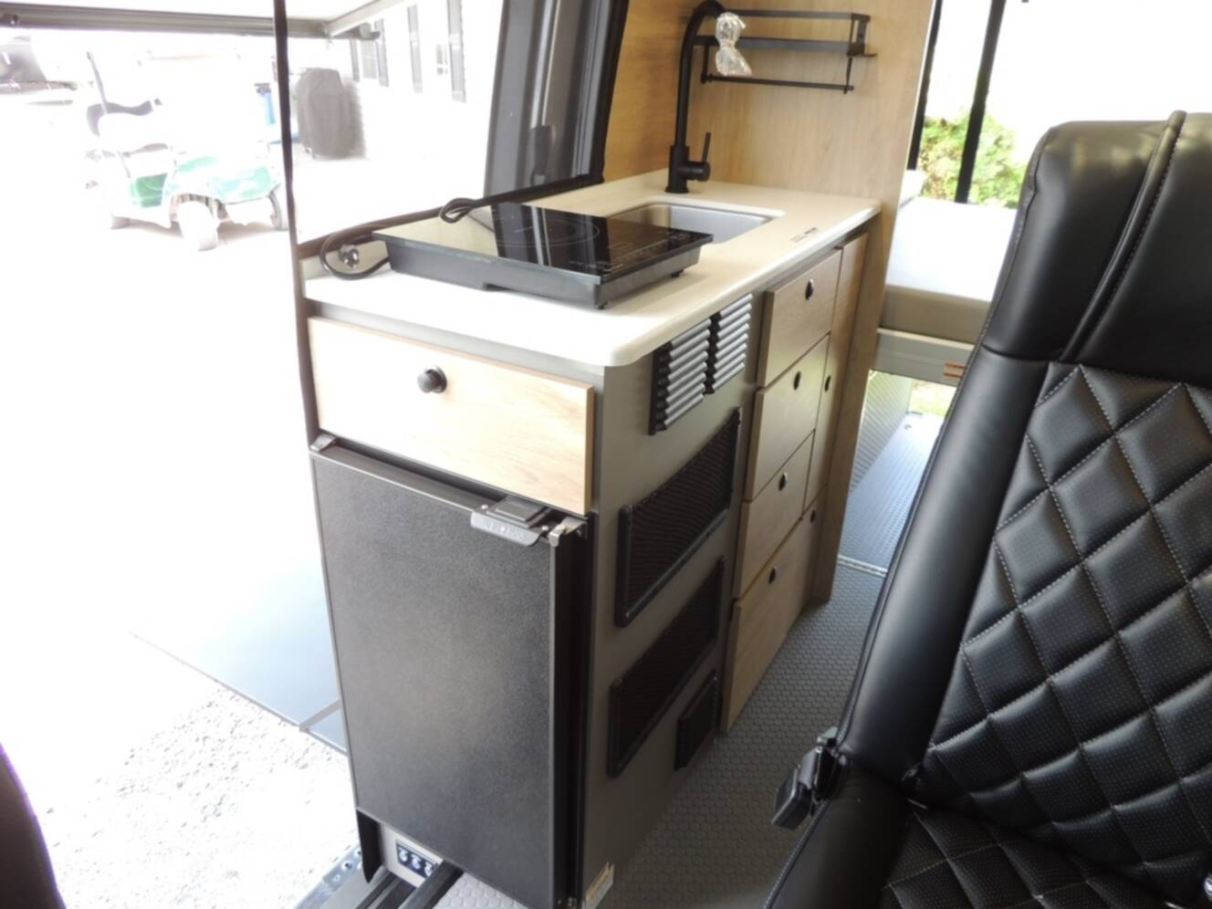 A photo of this 2027 Entegra Coach Launch 19Y