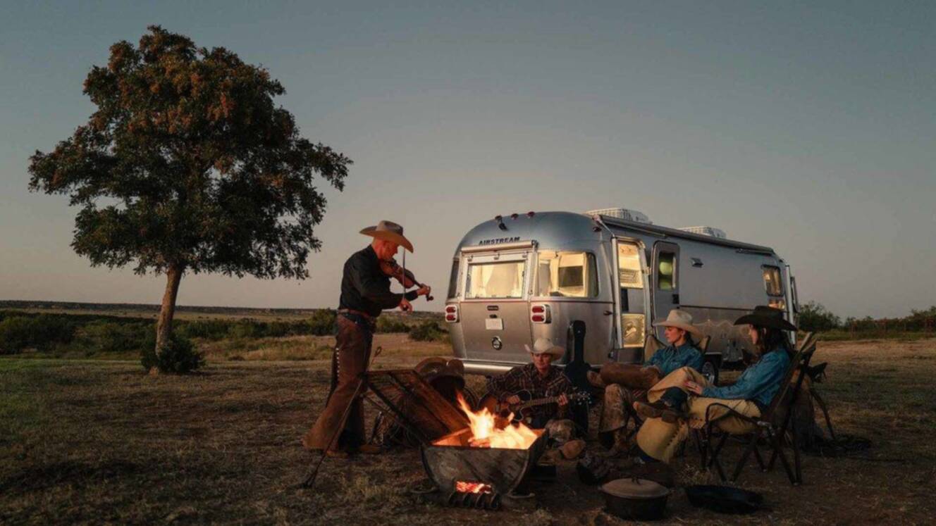 A photo of this 2027 Airstream Stetson 6666 27FB