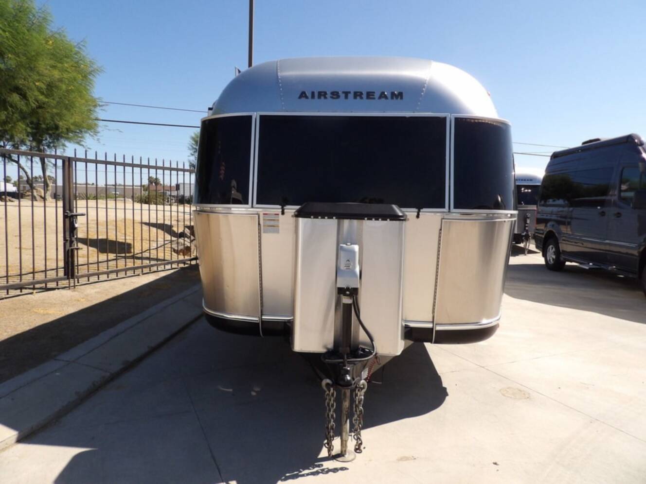 A photo of this 2017 Airstream Classic 30 Twin 30