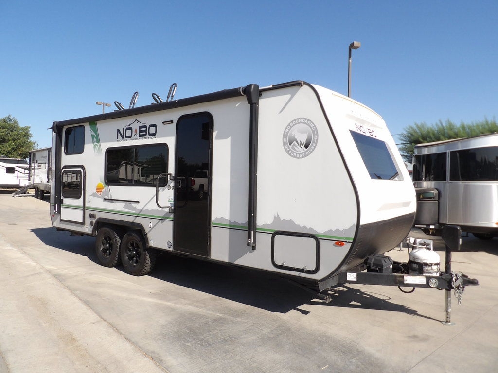 2021 Forest River No Boundaries 19 Series NB19.3 in los banos