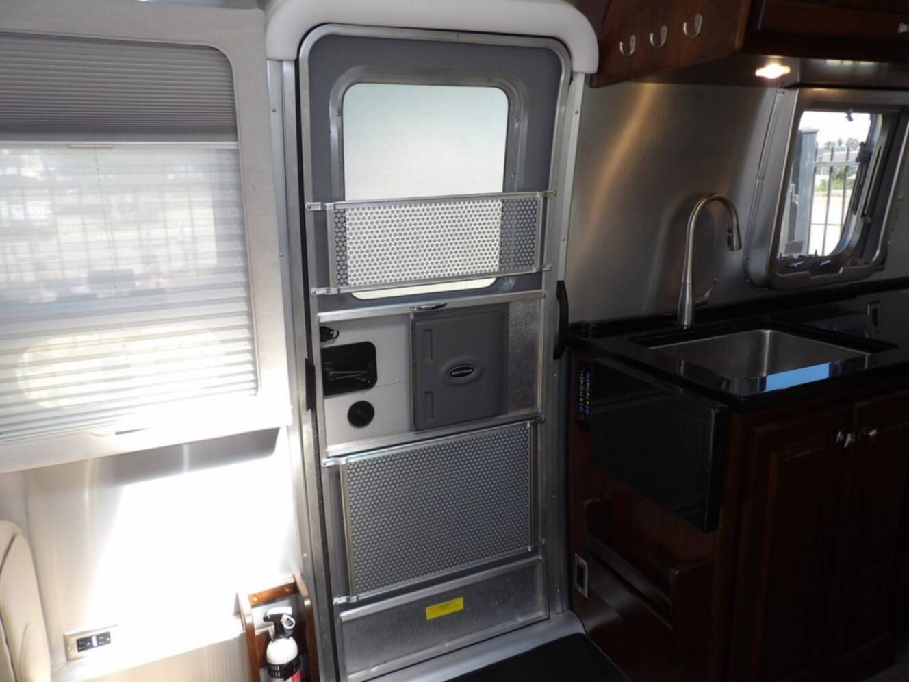 A photo of this 2017 Airstream Classic 30 Twin 30