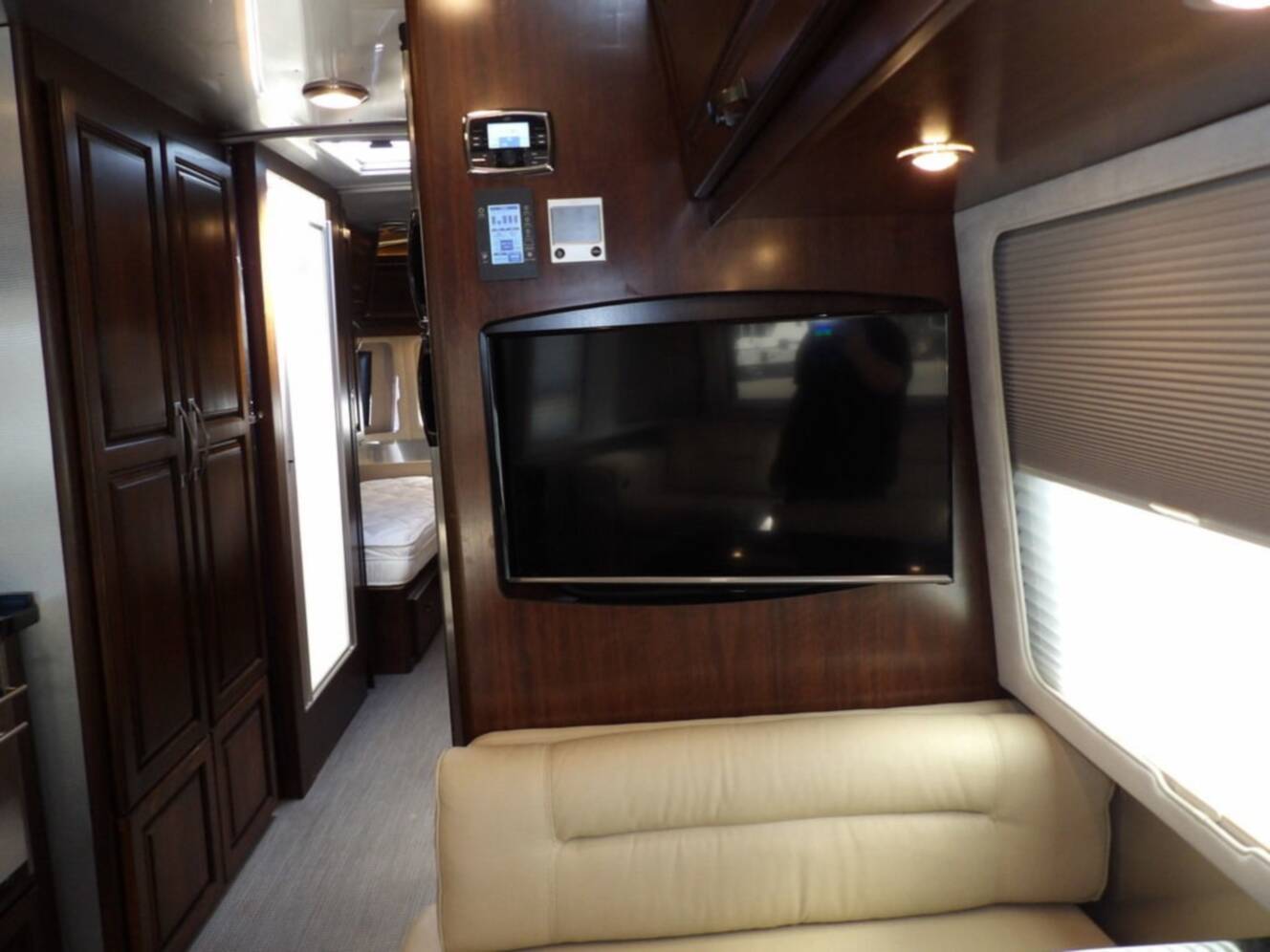A photo of this 2017 Airstream Classic 30 Twin 30