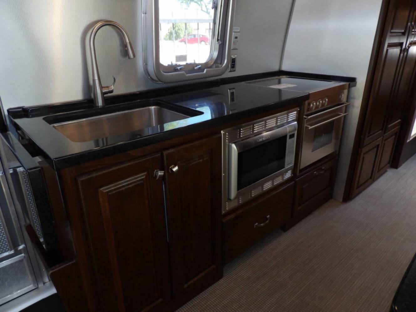 A photo of this 2017 Airstream Classic 30 Twin 30