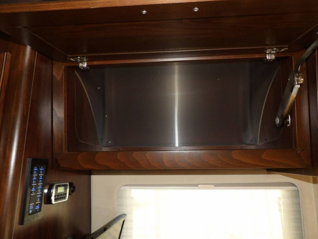 A photo of this 2017 Airstream Classic 30 Twin 30