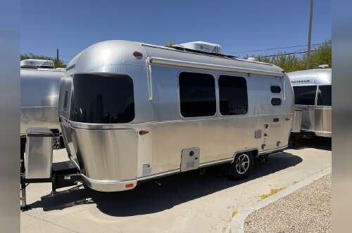 2025 Airstream 20FB Caravel 20FB in los banos