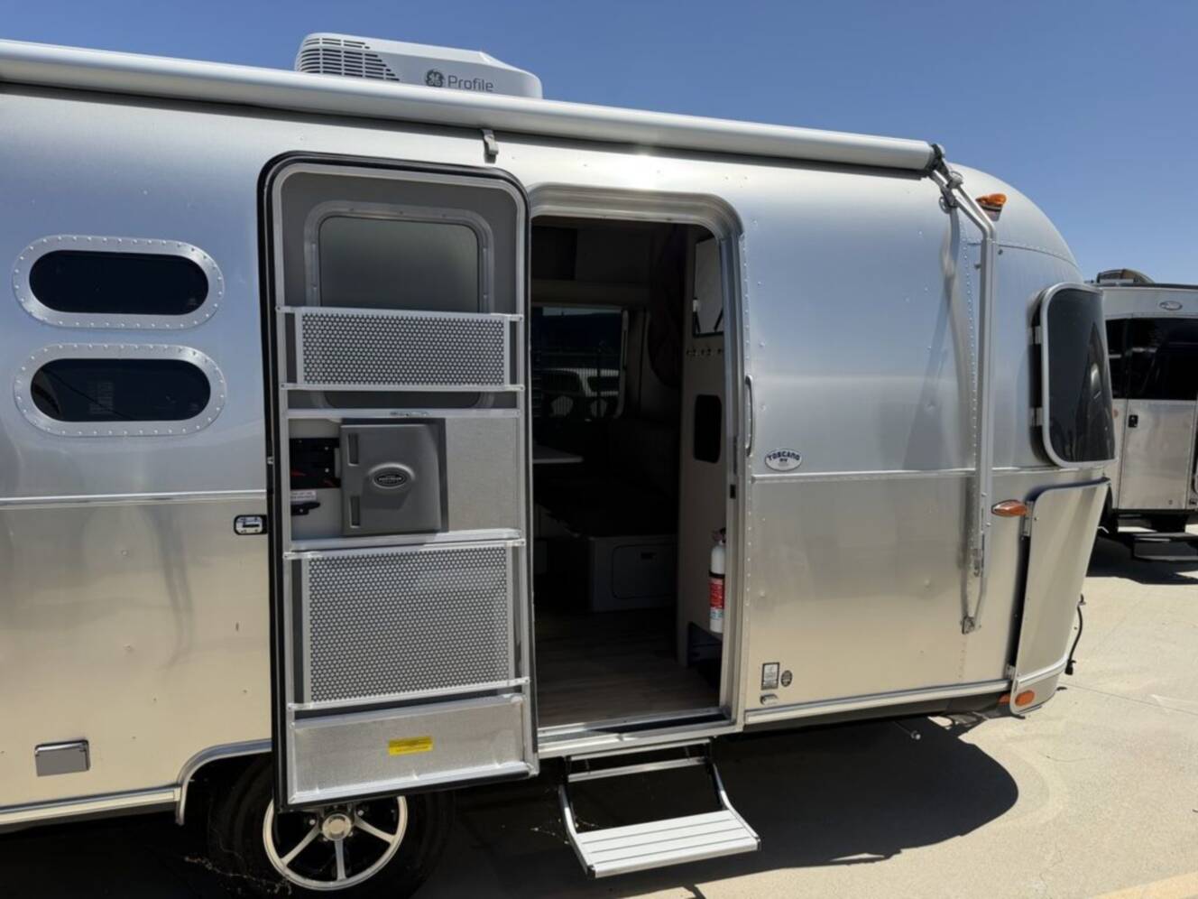 A photo of this 2025 Airstream 20FB Caravel 20FB