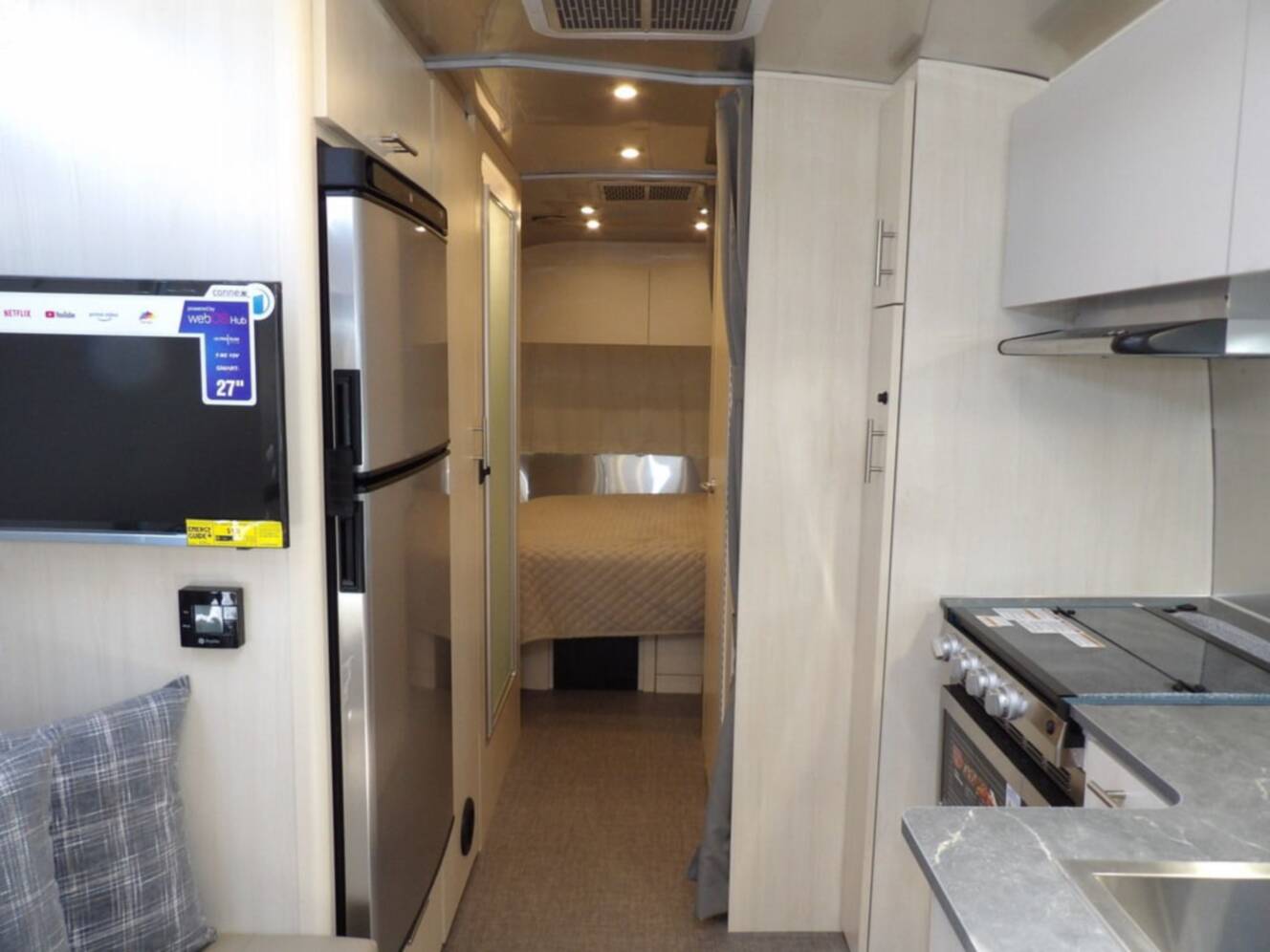 A photo of this 2025 Airstream Flying Cloud 25FB