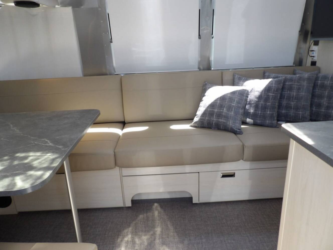 A photo of this 2025 Airstream Flying Cloud 25FB