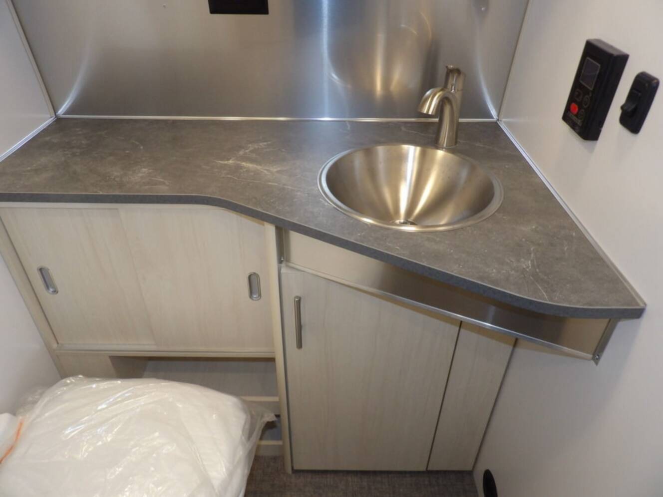 A photo of this 2025 Airstream Flying Cloud 25FB