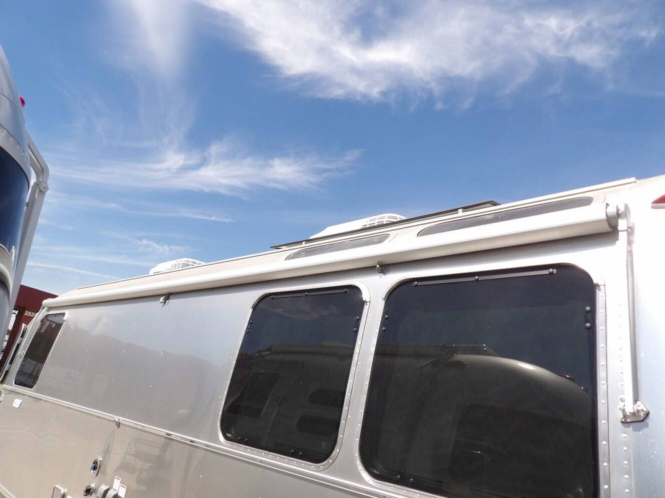 A photo of this 2025 Airstream Flying Cloud 27FB