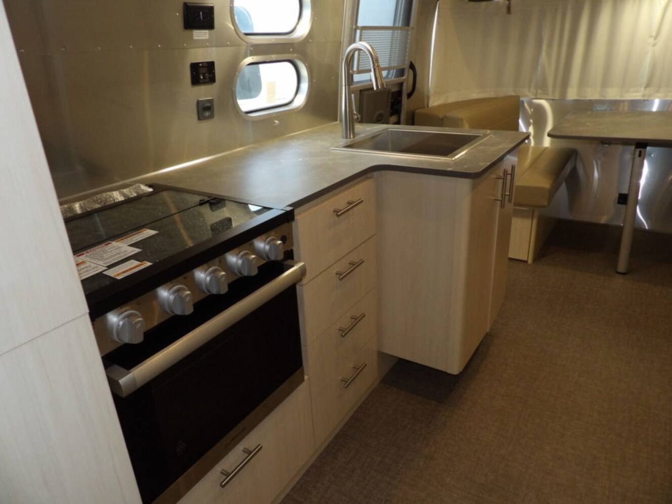 A photo of this 2025 Airstream Flying Cloud 27FB