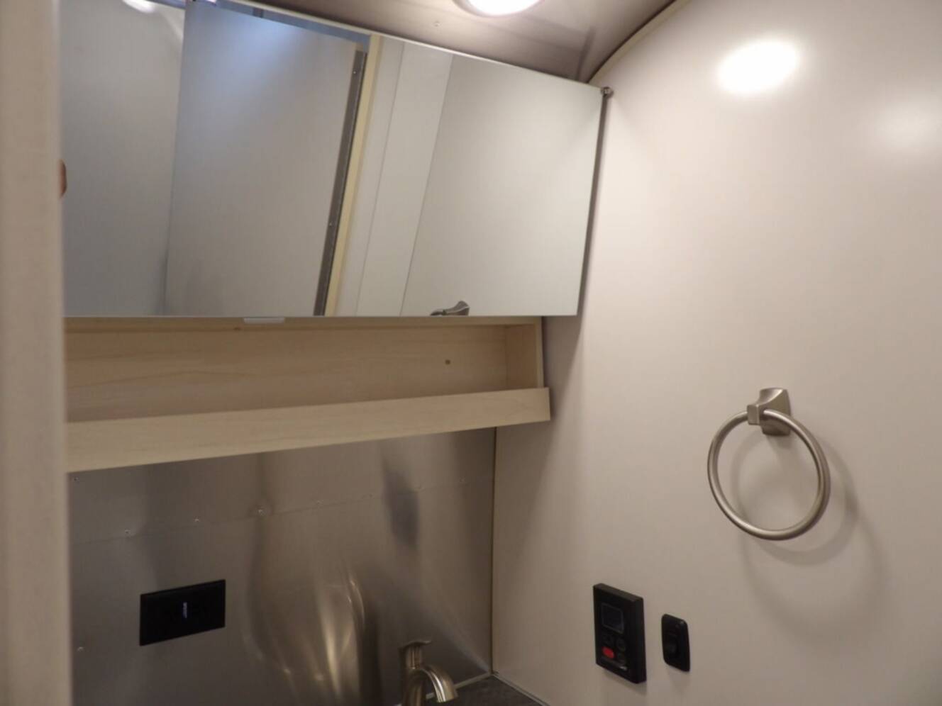 A photo of this 2025 Airstream Flying Cloud 27FB