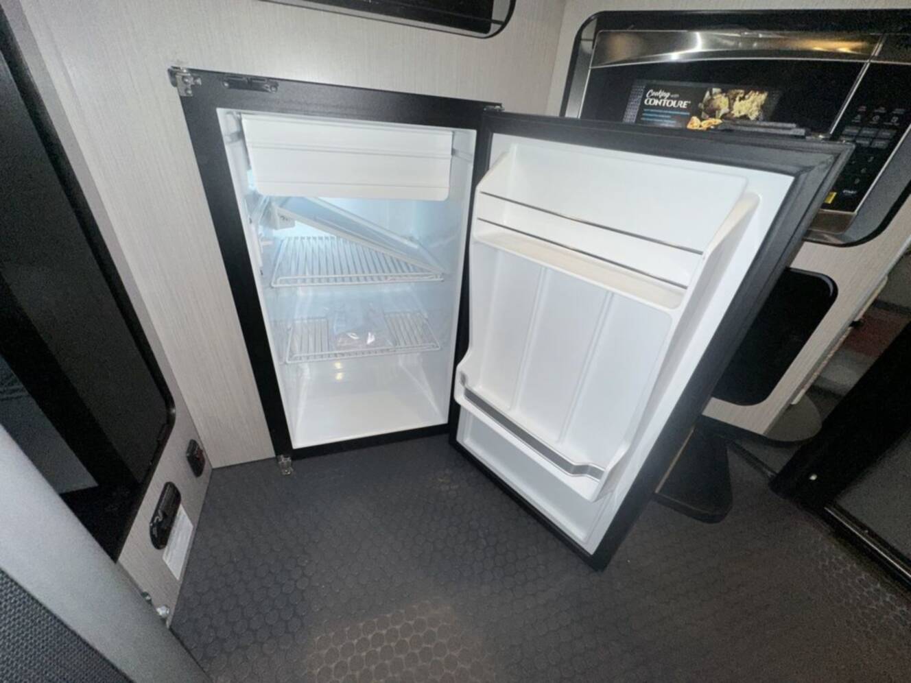 A photo of this 2025 Airstream Basecamp 16X