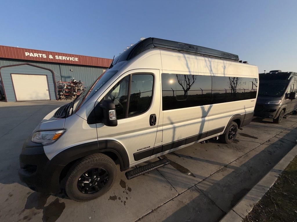 2026 Airstream Rangeline 21 BASE in los banos