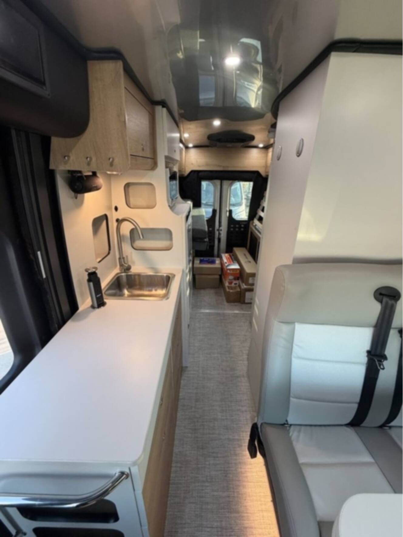 A photo of this 2026 Airstream Rangeline 21