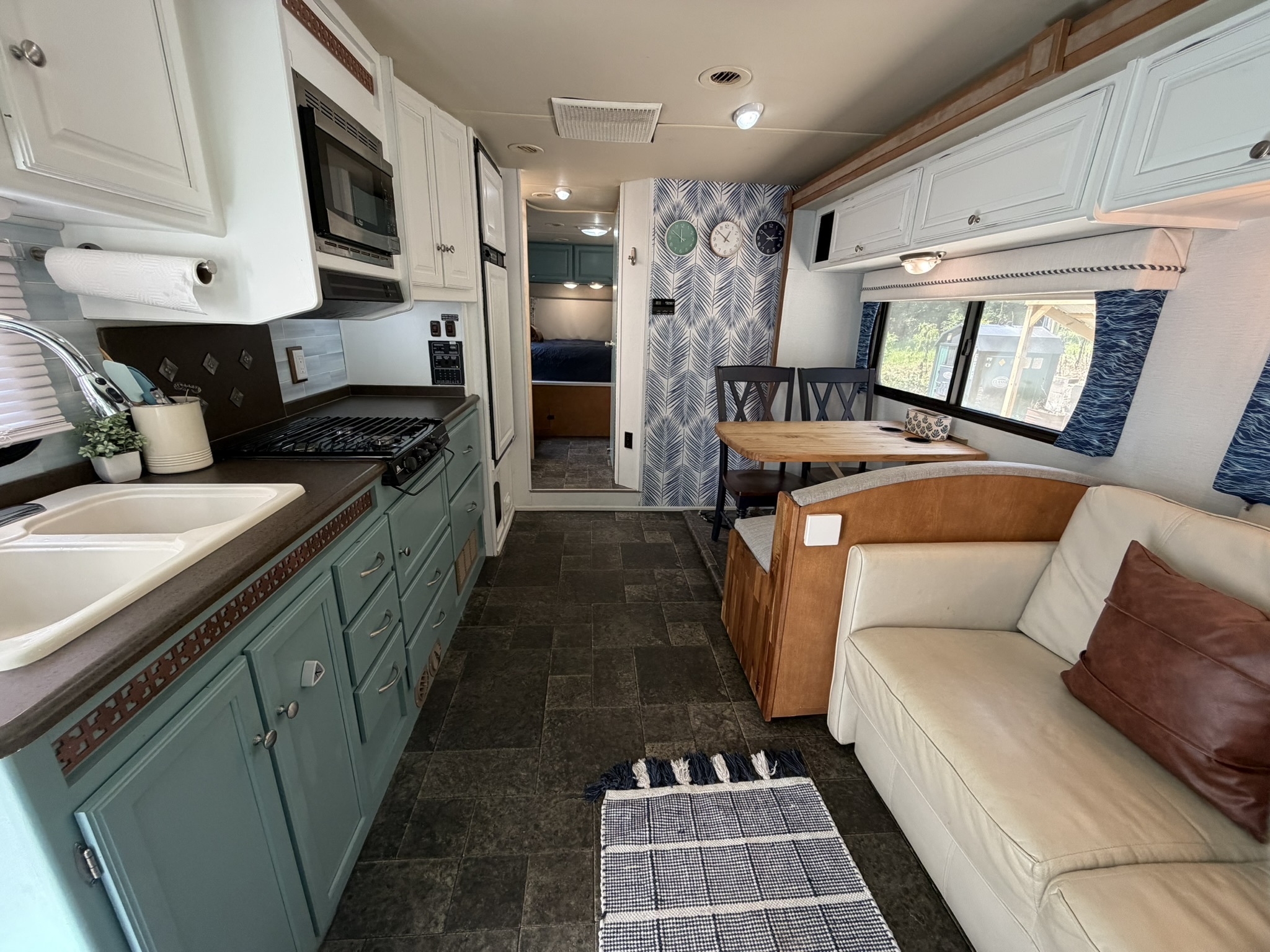 2012 Itasca IMPULSE SILVER 31JP RV