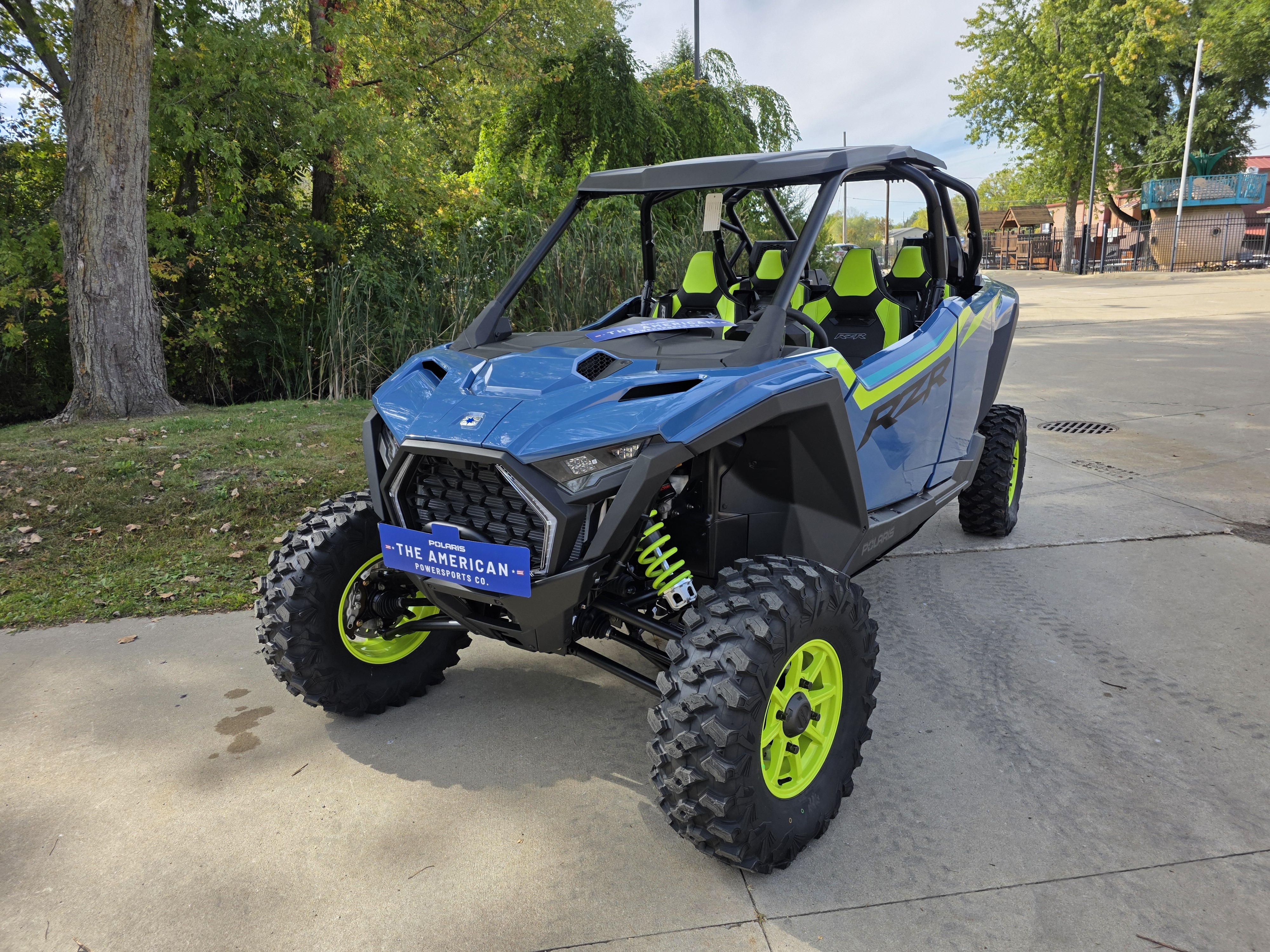 2025 Polaris RZR PRO XP 4 Ultimate in cement city MI