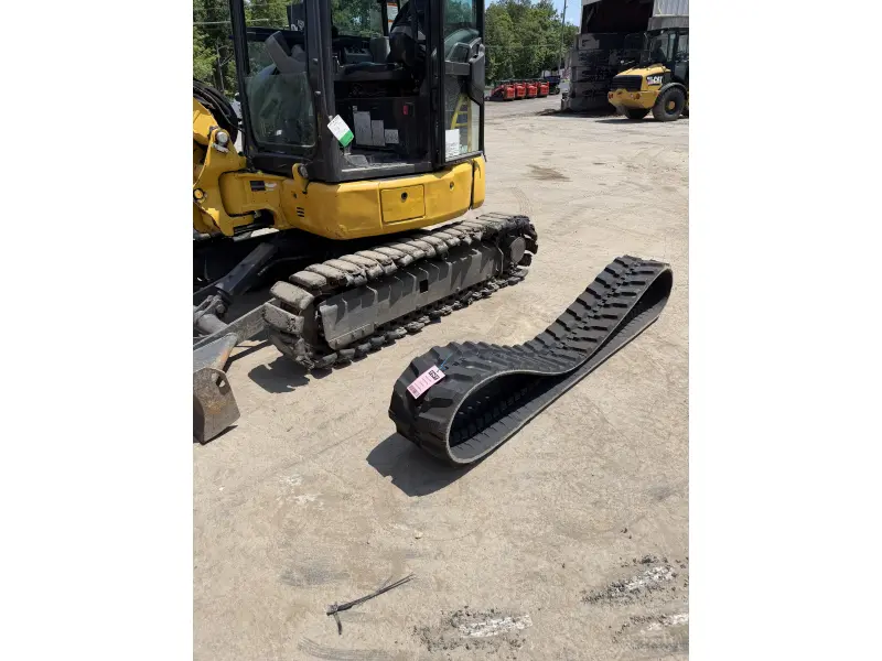 2021 KOMATSU PC35MR-5