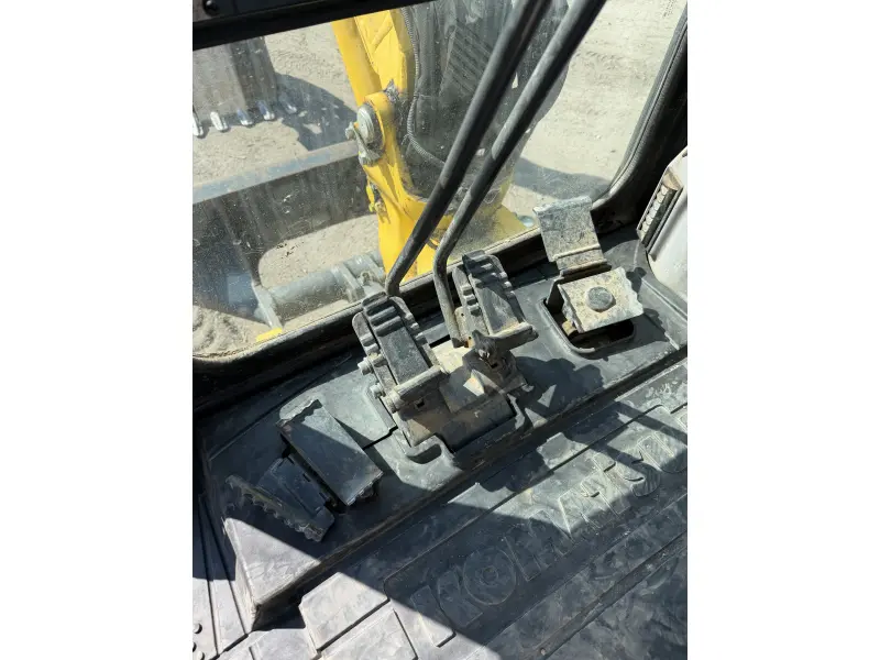 2021 KOMATSU PC35MR-5