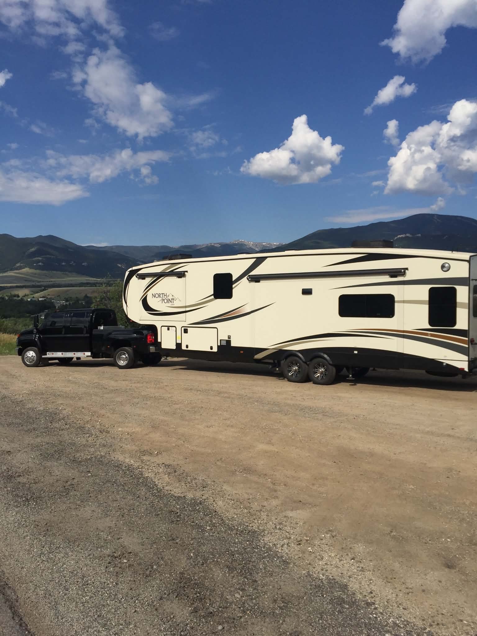 2016 Jayco NORTH POINT 351RSTS RV