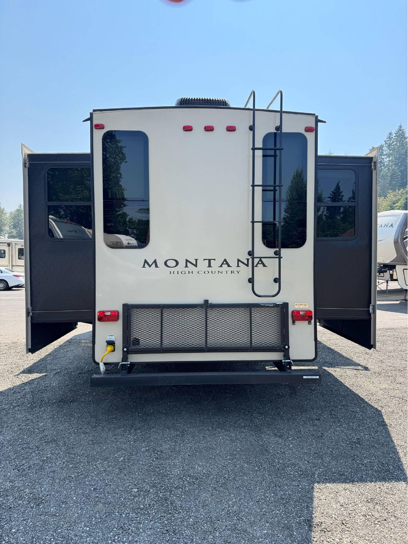 A photo of this 2016 Keystone Montana High Country