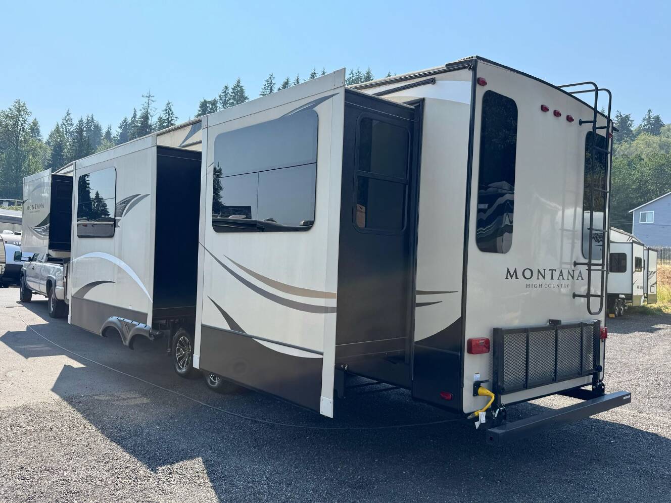 A photo of this 2016 Keystone Montana High Country