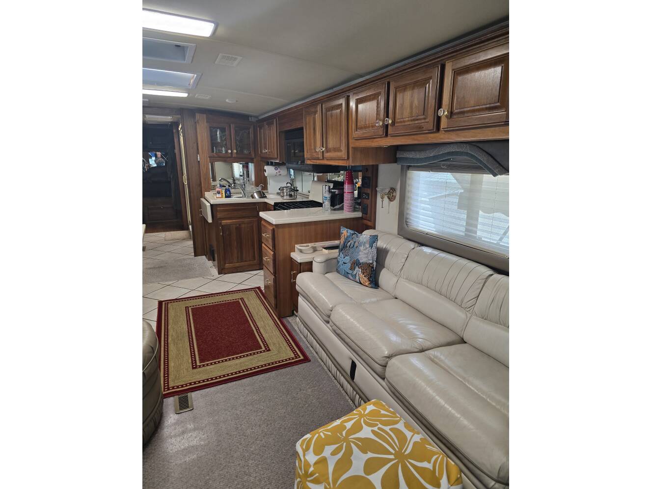 A photo of this 2000 Airstream LAND YACHT XL
