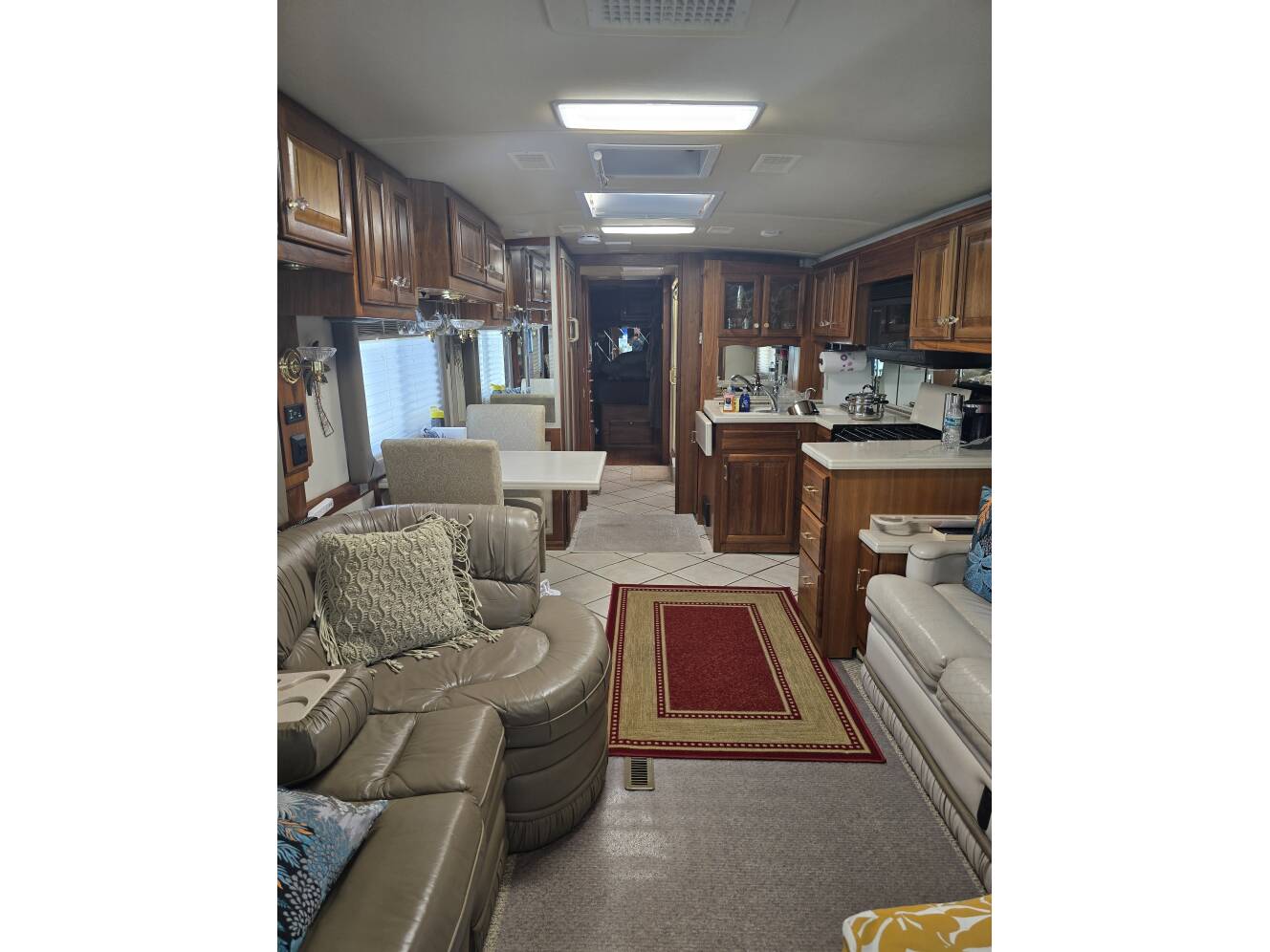 A photo of this 2000 Airstream LAND YACHT XL