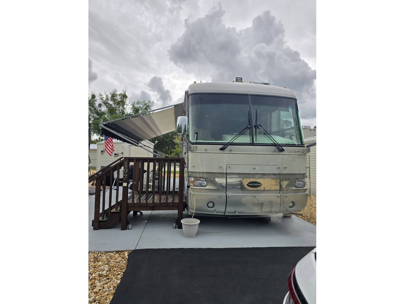 A photo of this 2000 Airstream LAND YACHT XL