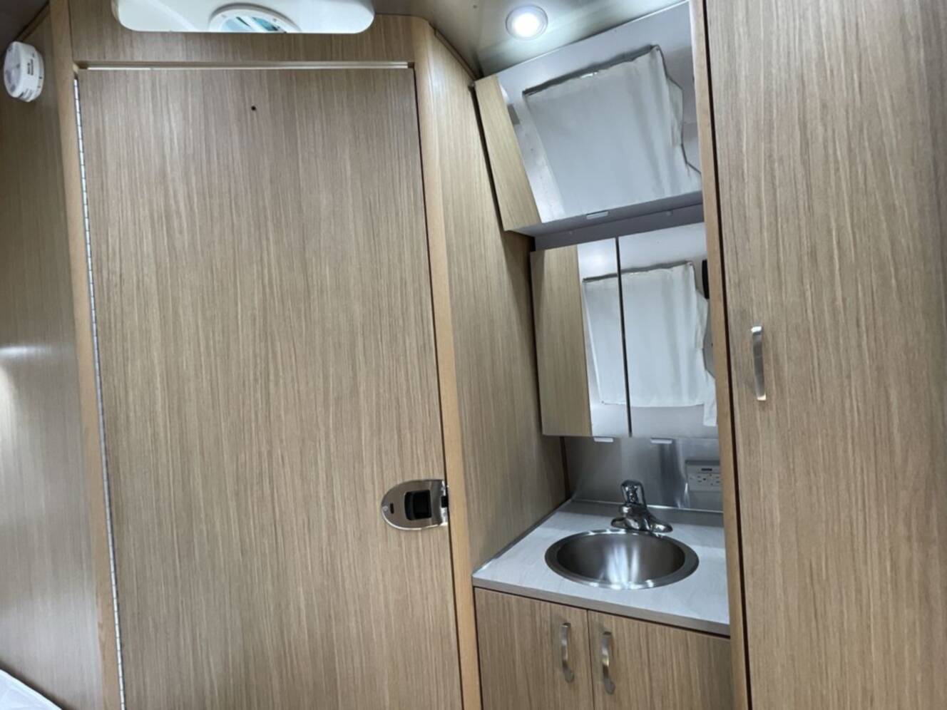 A photo of this 2017 Airstream Flying Cloud 23D
