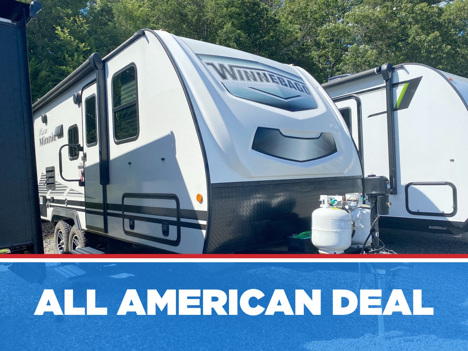 2021 Winnebago Micro Minnie 2108DS in concord NC